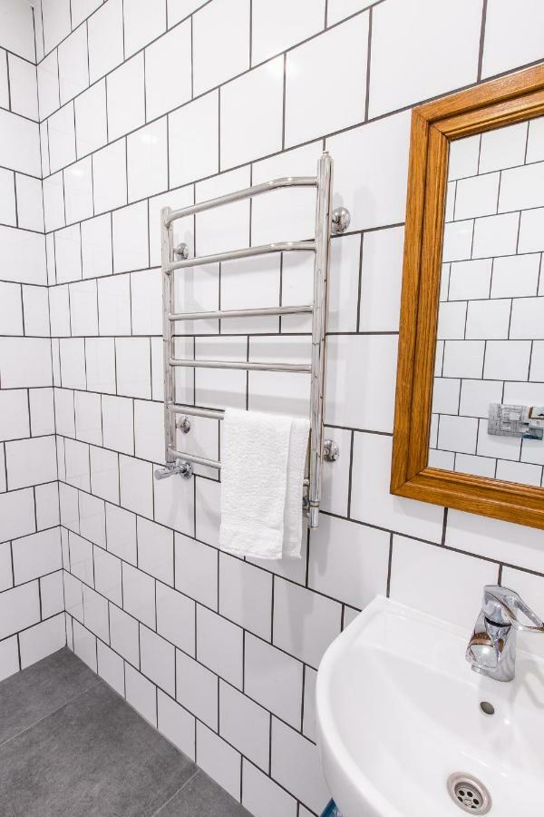 Hotel Fazenda Raiter Briukhovychi Esterno foto